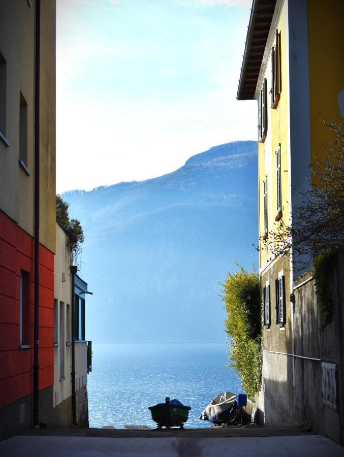 Our Happy Place - Casa Vacanze Per Il Viaggiatore Slow แมนเดลโล เดล ลาริโอ ภายนอก รูปภาพ